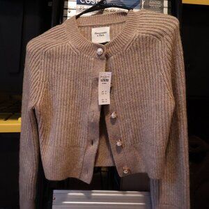 BNWT Abercrombie Button Up Cardigan XXS